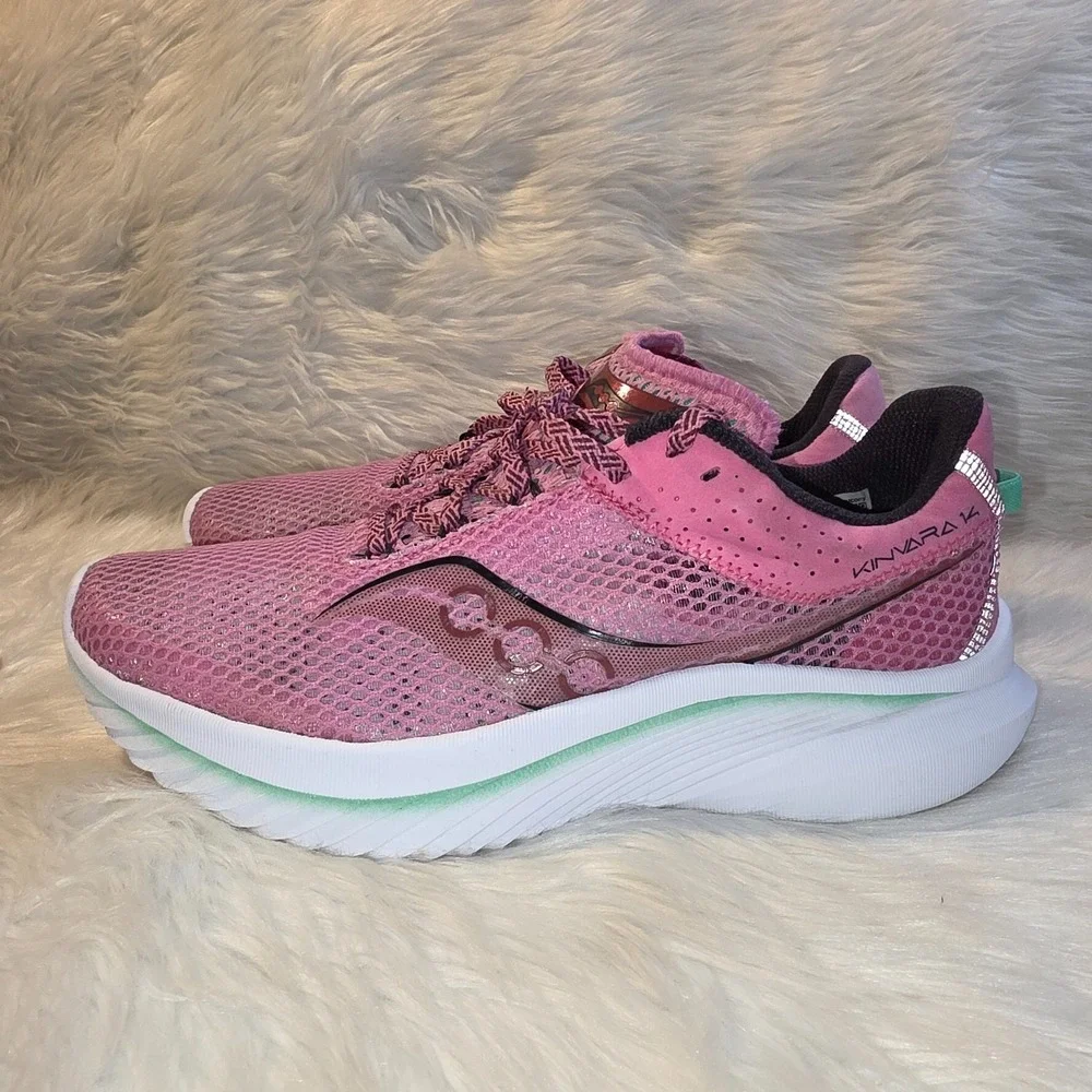 Women's Running Shoes - Size 9.5 - Saucony Kinvara 14 Peony/Sprig S10823-25